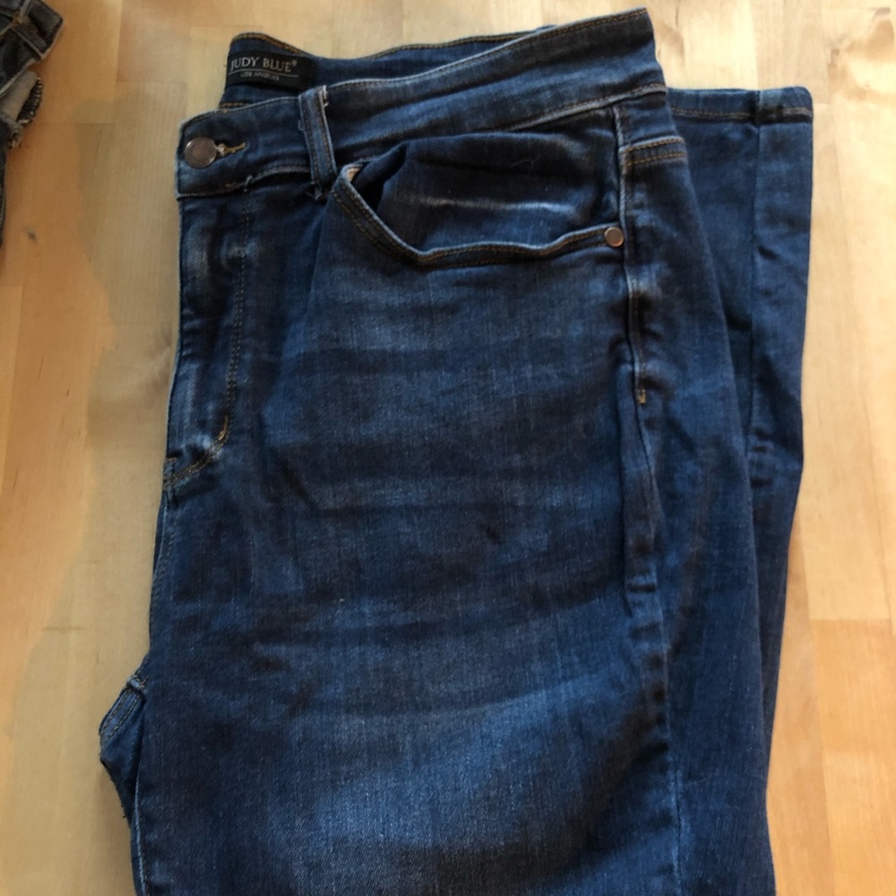 Judy Blue Plus 16W skinny fit jeans, like new